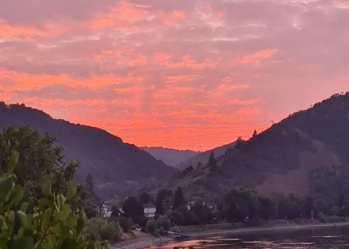 Castello Apartment *